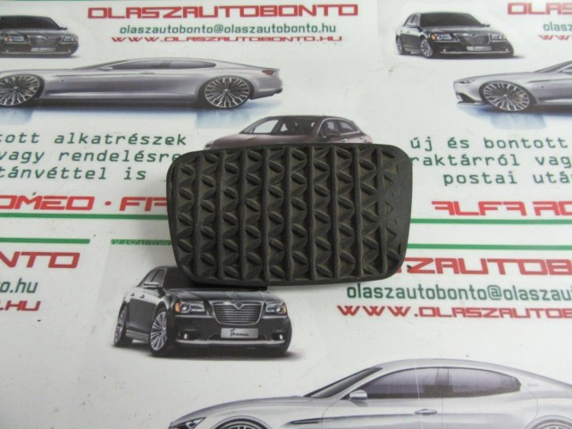 Fiat Croma 3801940059 számú, automata fék pedálgumi