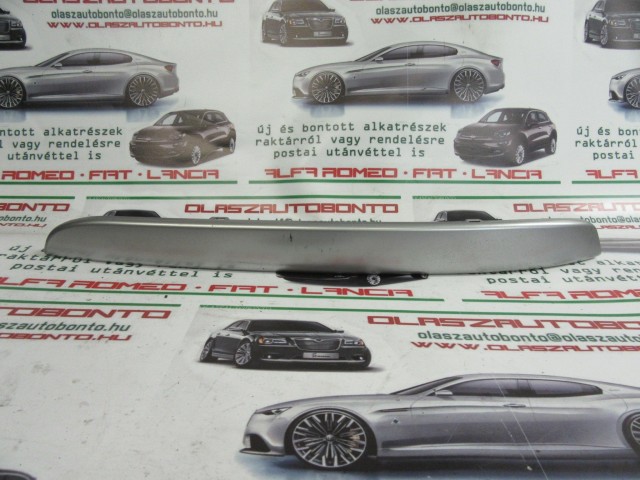 Alfa Romeo Giulietta 156088505 számú, ezüst, jobb hátsó díszcsík
