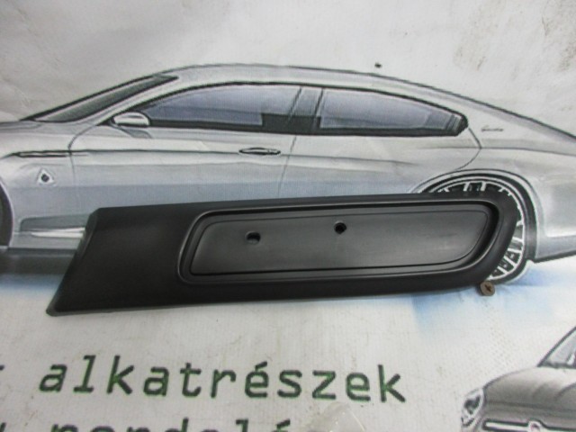 Fiat 500 735488139 számú, utángyártott új, bal hátsó, díszléc a sárvédőn