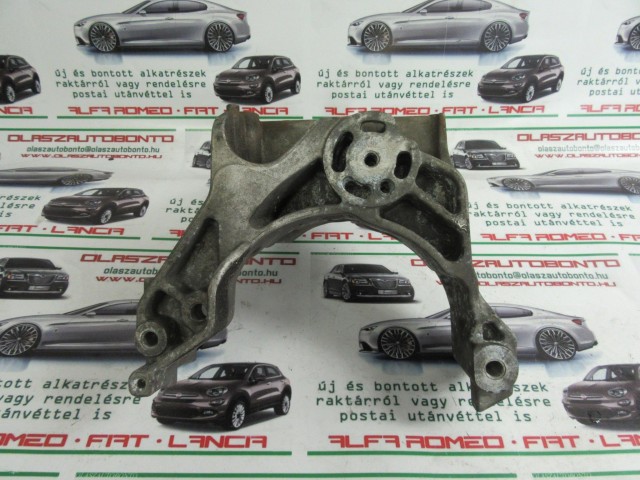Alfa Romeo Giulietta, 159, Brera, Spider, Lancia Delta 1750 Tbi generátor tartóbak 55218032
