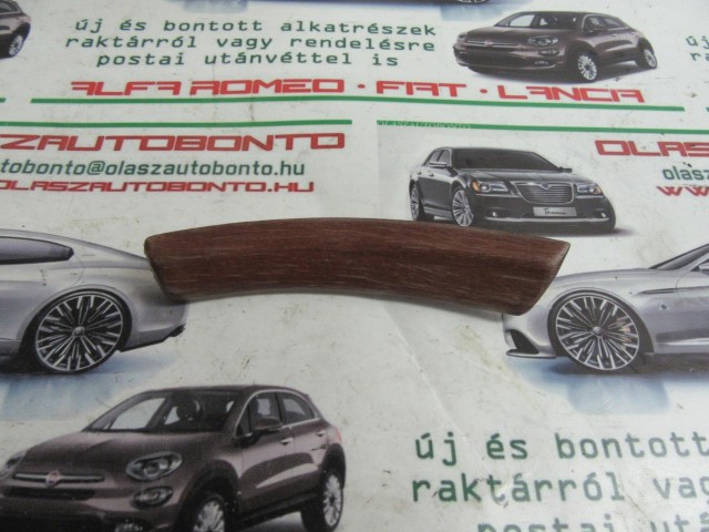 Lancia Thesis bal első ajtókárpit díszcsík