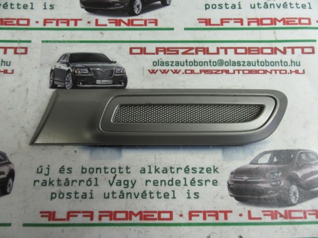 Fiat 500 735488139 számú, bal hátsó díszcsík