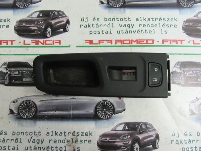 Jeep Renegade 735599868 számú, jobb első ajtóbehajtó