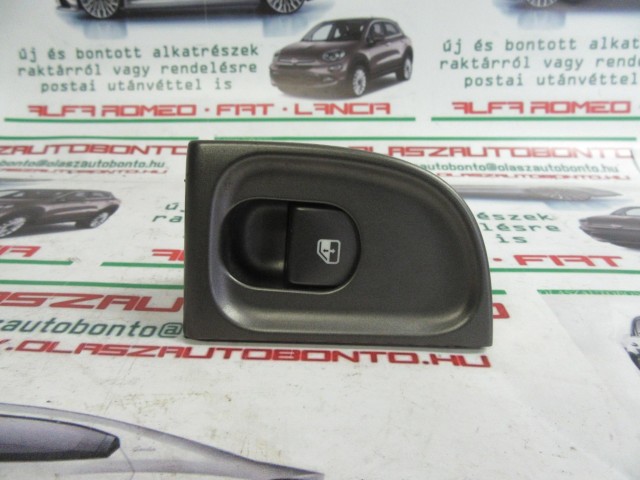 Lancia Thesis 156029337 számú, bal hátsó ablakemelő kapcsoló
