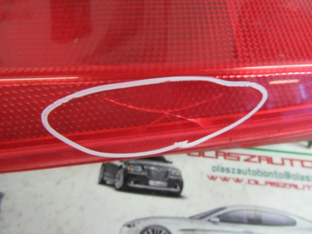Fiat Punto II. 5 ajtós, jobb hátsó lámpa a képen látható sérüléssel