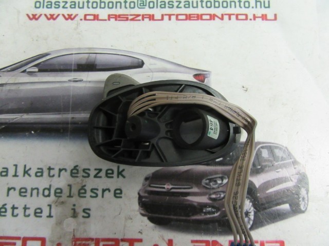 Gomb39145 Alfa Romeo 156 50203033 számú, selespeed váltógomb -