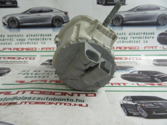 Fiat Doblo III. 51814396 számú, jobb első ködlámpa