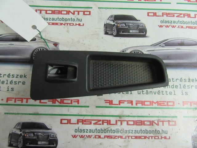 Fiat Linea jobb első ajtóbehúzó