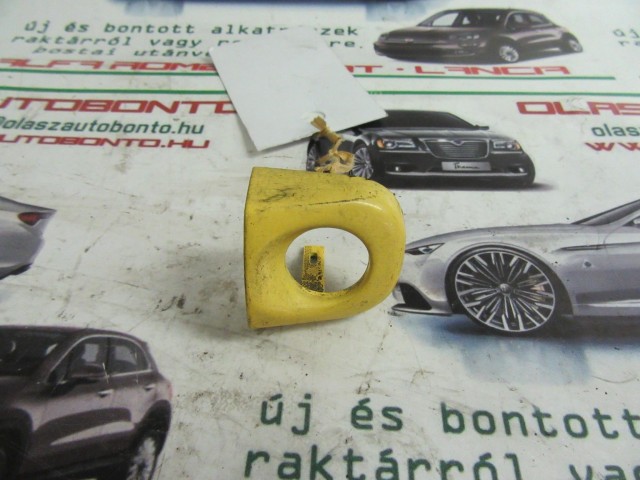 Fiat Stilo sárga színű zárbetét kupak