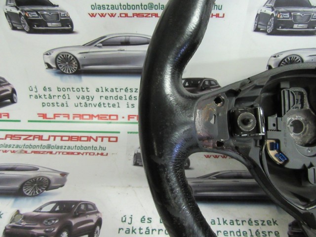 Kormány39199 Alfa Romeo Gt bőr, multikormányos kormánykerék