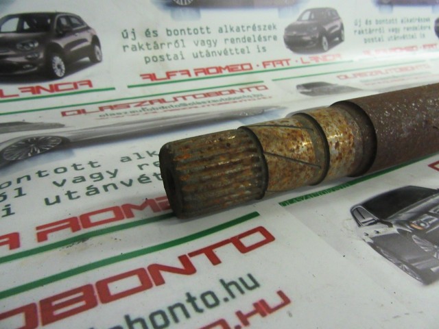 Jeep Renegade, Fiat 500x 1,6 16v Diesel jobb első féltengely 51993490