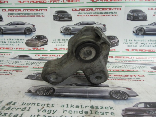 Fiat Stilo  1,9 Diesel váltó tartó alubak 46781970