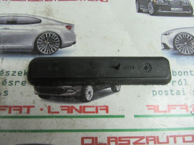 Alfa Romeo 156 ködlámpa kapcsoló melletti gumi takaró