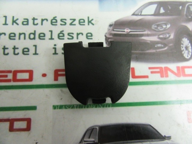 Fiat 500 Abarth 735443196 számú kupak