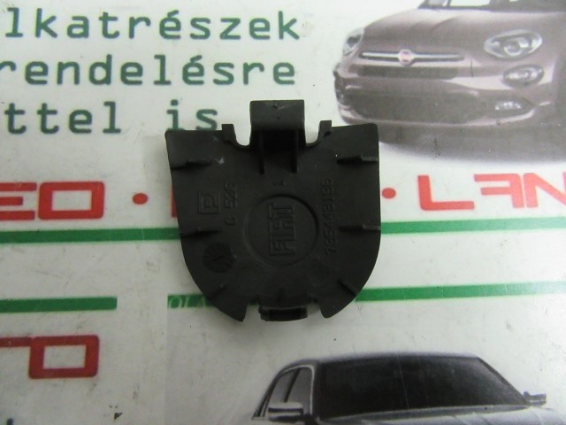 Fiat 500 Abarth 735443196 számú kupak