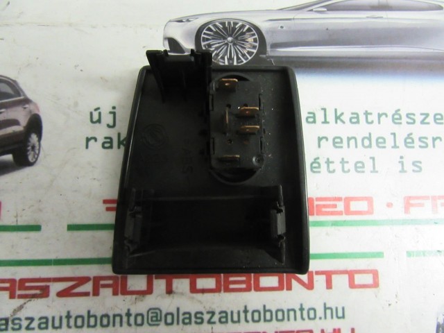 Lancia Kappa jobb hátsó ablakemelő kapcsoló