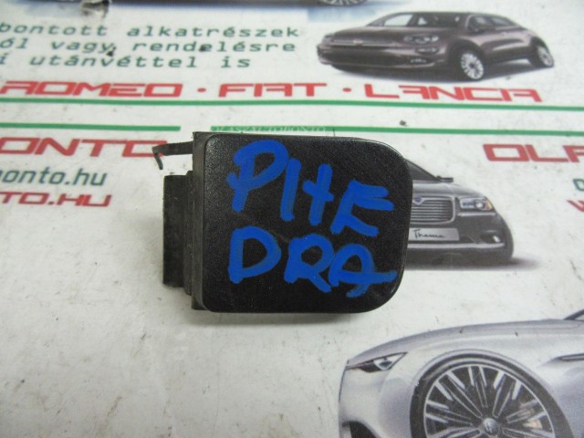 Lancia Phedra szürke színű, hátsó vonószem takaró