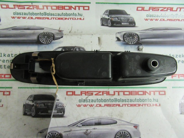 Fiat Punto Evo 735500049 számú,jobb oldali ajtóbehúzó