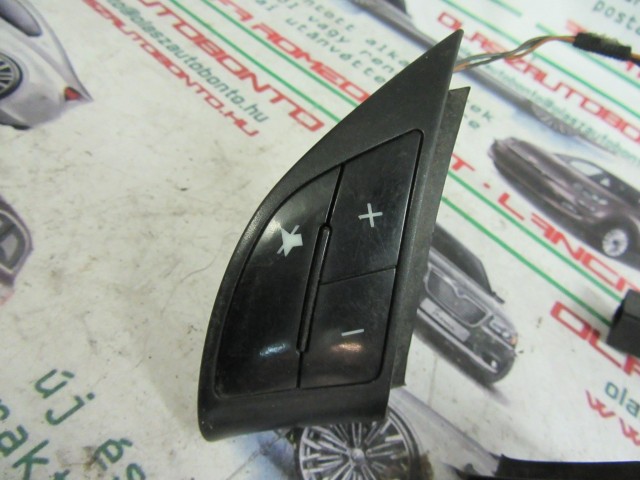 43517 Fiat Grande Punto multikormány gomb