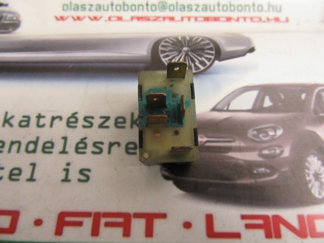 Alfa Romeo 145, 146 jobb első ablakemelő kapcsoló 60629716