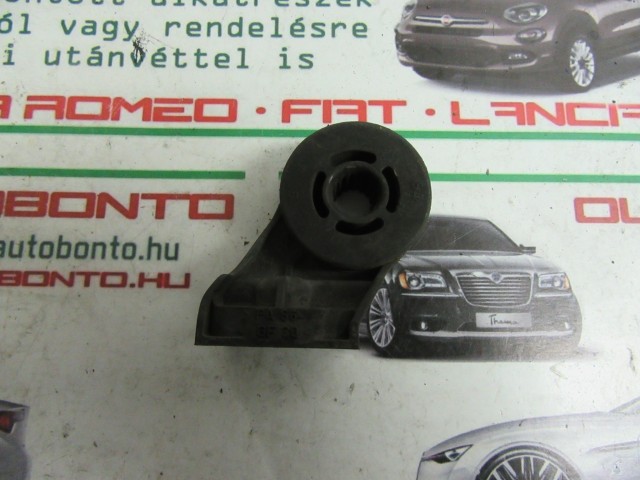 Fiat Doblo I. II. hűtő tartó felső