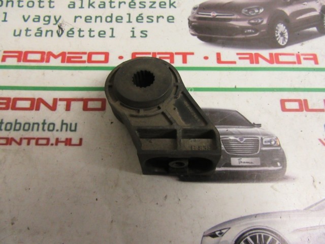 Fiat Doblo I. II. hűtő tartó felső