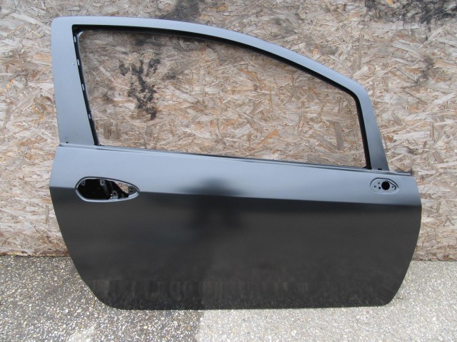 Fiat Grande Punto 3 ajtós, 51776875 számú, gyári új, jobb első ajtó