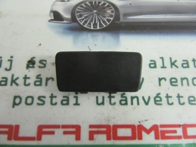 Lancia Musa jobb első ajtókárpit csavar takaró