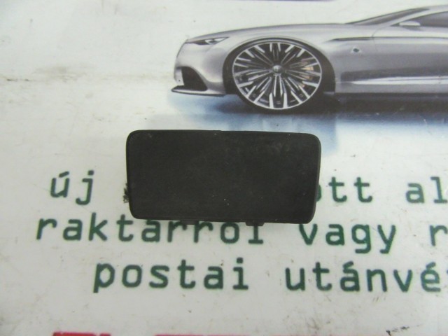 Lancia Musa bal hátsó ajtókárpit csavar takaró