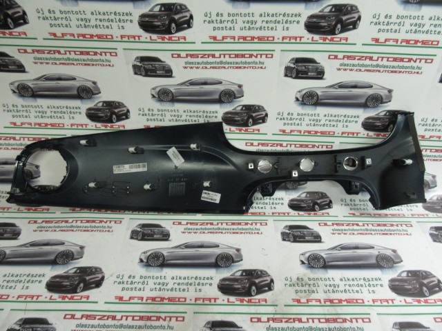 Fiat 500 735658206 számú, jobb oldali műszerfal párna betét