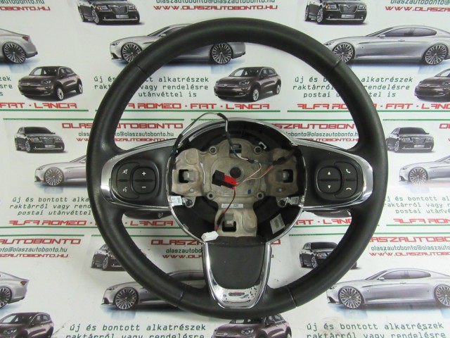 45345 Fiat 500FL  2015- fekete színű, bőr, multikormányos kormánykerék 735633726