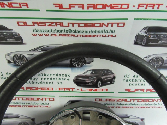 45345 Fiat 500FL  2015- fekete színű, bőr, multikormányos kormánykerék 735633726