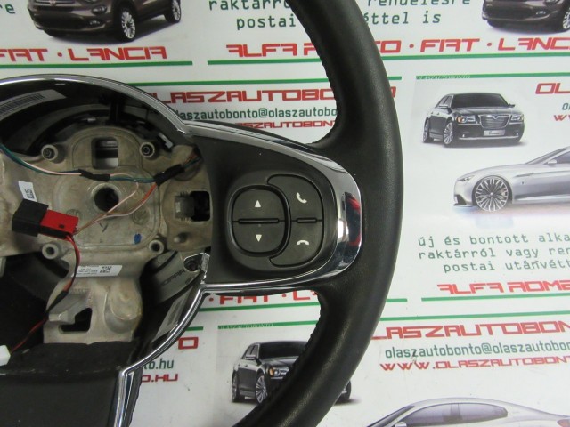 45345 Fiat 500FL  2015- fekete színű, bőr, multikormányos kormánykerék 735633726