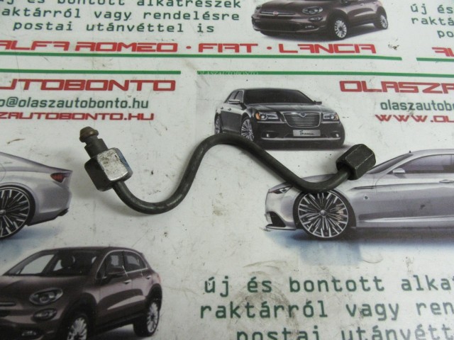 Alfa Romeo 159 2,4 Jtd 55188924 számú, nagynyomású szivattyú és rail cső közötti cső