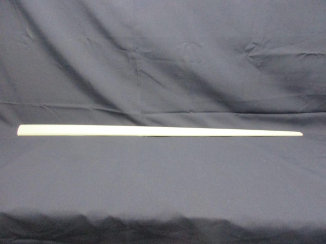 Fiat Punto II. 3 ajtós, 0117222 számú, utángyártott új, alapozott,  bal első ajtó díszléc