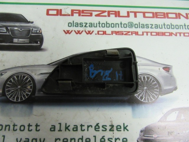 Fiat Bravo II. 735443249 számú, bal hátsó , ablakemelő kapcsoló tartó