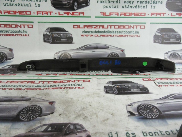 Alfa Romeo Giulietta matt szürke színű, bal hátsó ajtó kárpit díszcsík