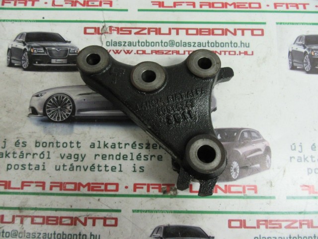 Alfa Romeo Giulietta alsó kitámasztó alubak 50516243