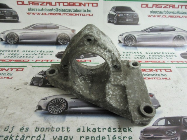 Fiat Croma 1,9 16v Diesel féltengely tartó alubak 55184512