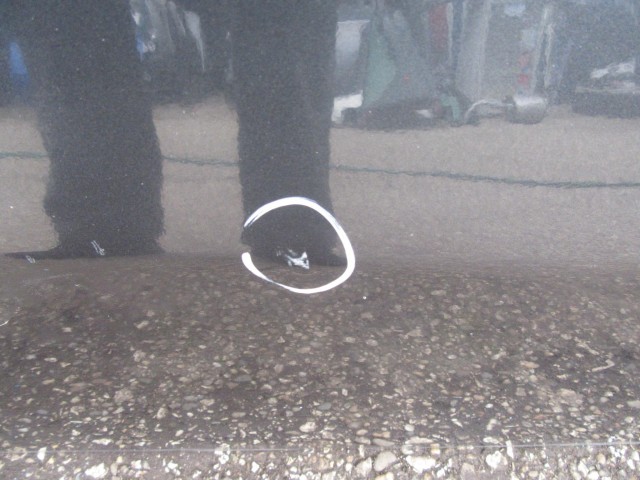 52061 Alfa Romeo Gt fekete színű, jobb oldali ajtó a képen látható sérüléssel