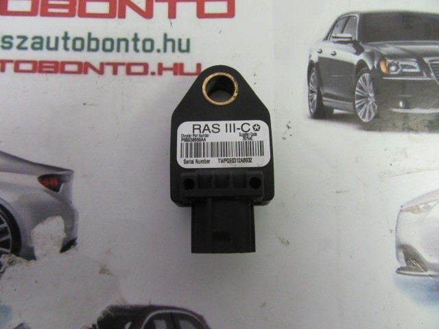 Fiat Freemont ütközés szenzor P56038950AA