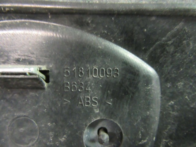 49914 Lancia Musa 2004-2012 díszrács 51810093