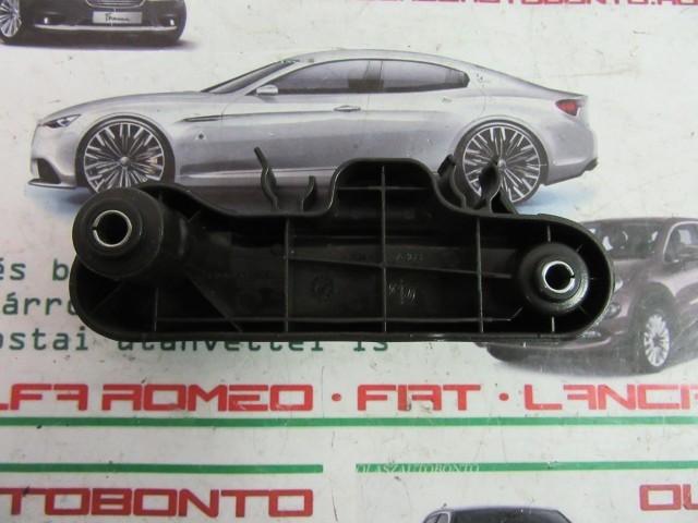 Lancia Musa bal oldali kalaptartó tartó