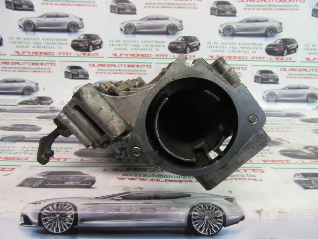 Alfa Romeo 159 2,4 Jtd 20v, 55210198 számú szívócsonk a képen látható sérüléssel