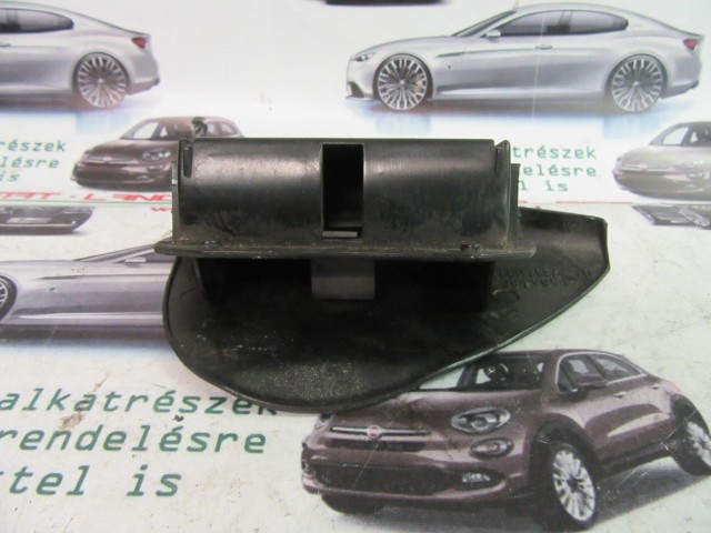 Fiat Multipla II. 735241909 számú, jobb oldali hamutartó