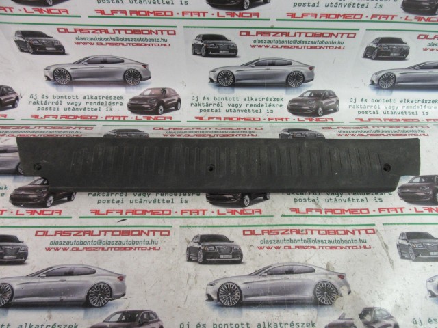 Fiat Multipla II. 735337518 számú, fekete színű,jobb hátsó küszöb belső borítás