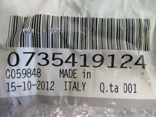 Fiat Grande Punto gyári új első felső díszrács 735419124