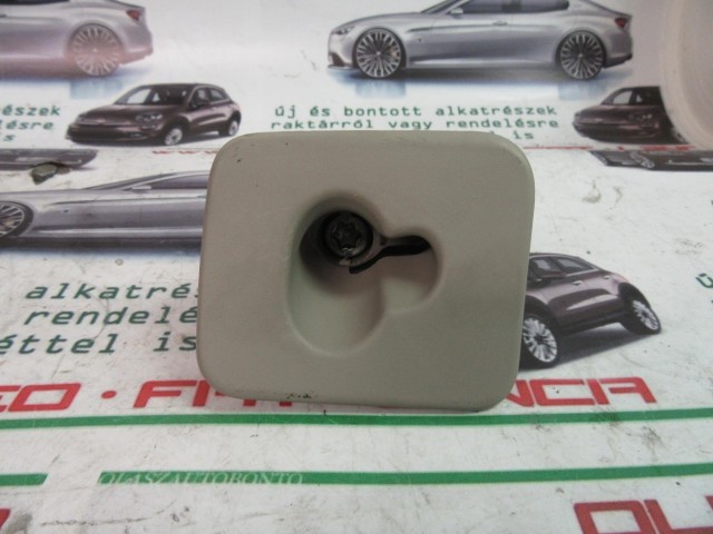 Alfa Romeo 159sw 156044756 számú , jobb hátsó belső műanyag-rács beakasztó