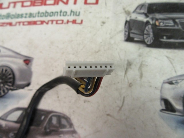 Lancia Ypsilon II. multikormány gomb kábel