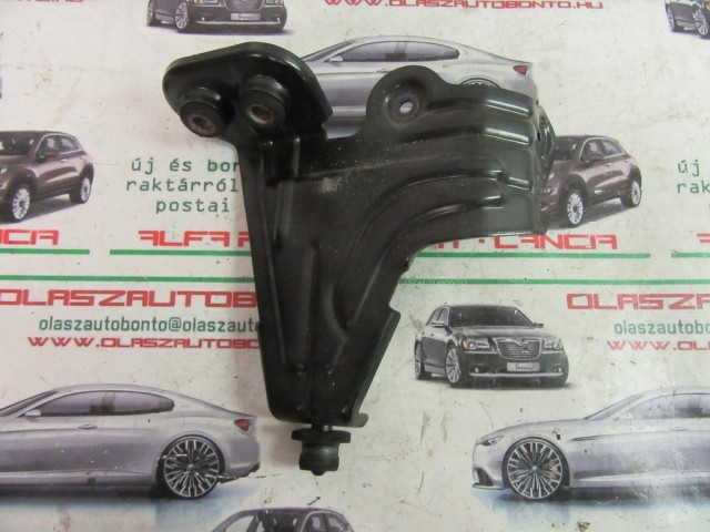 Fiat Croma abs kocka tartó
